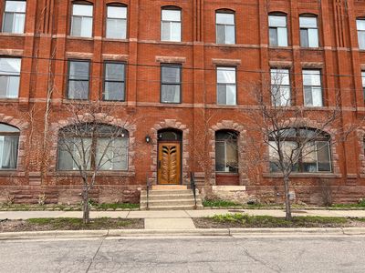 330 E 18th St, Minneapolis, MN, 55404