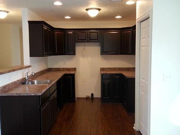 3rd image of 137 Raven Circle 229a Buffalo Twp