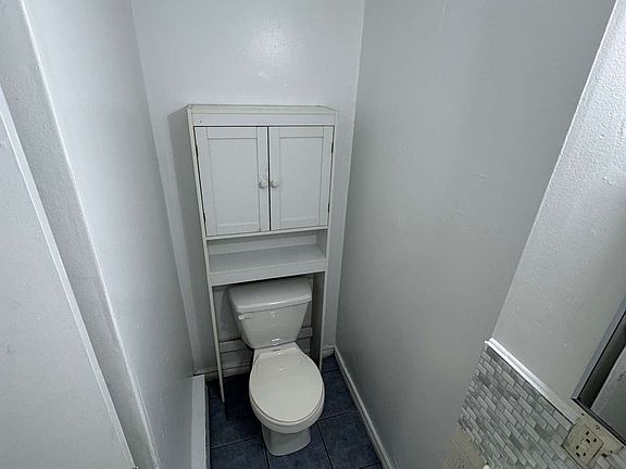 5th image of 261 Colborne St #10