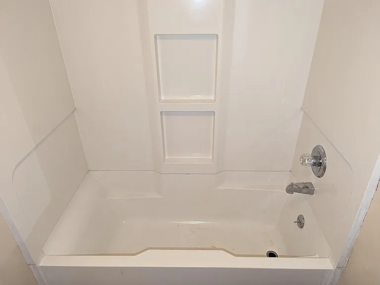 219 Pearl St — Photo 6