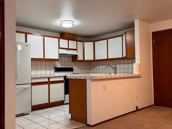 2nd image of 4905 Wa Tau Ga Ave NE
