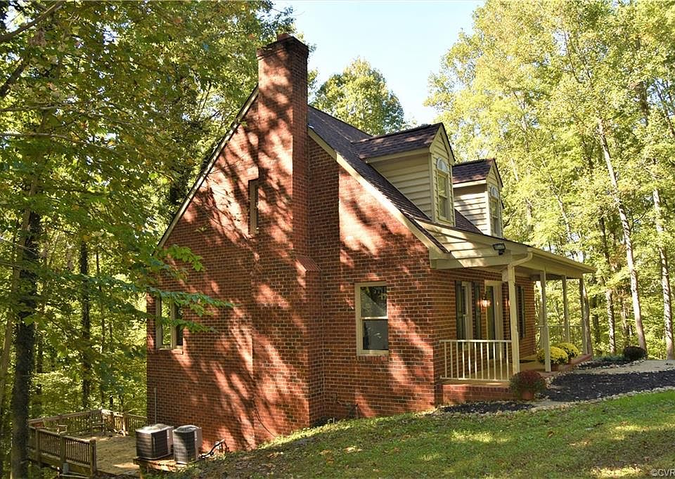 2nd image of 14191 Hickory Oaks Ln
