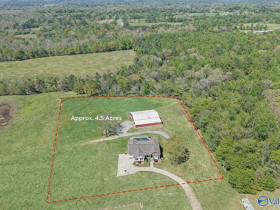 2nd image of 121 Sumners Rd