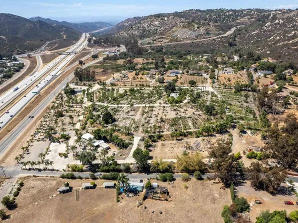 26437 N Centre City Pkwy, Escondido, CA 92026