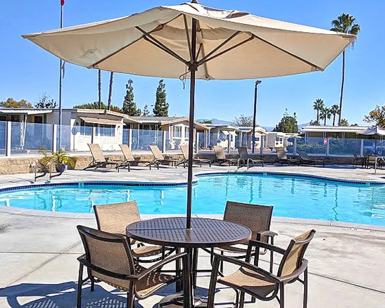 1 bed, 2000 sqft, $1,700 — Photo 1