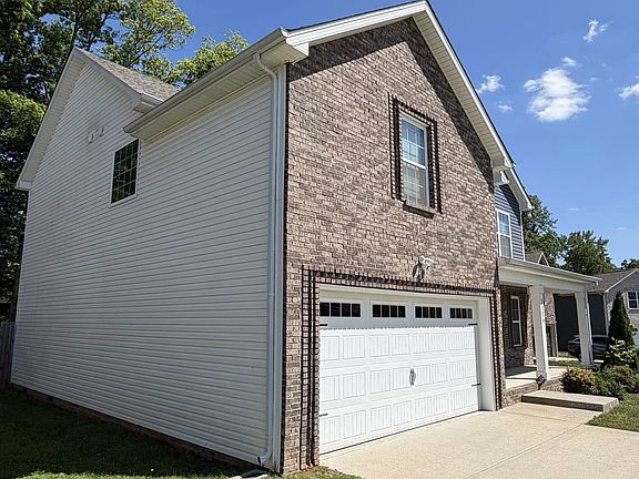 3rd image of 1179 Elizabeth Ln