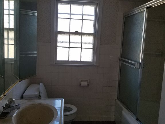 5th image of 1209 S Roosevelt Dr