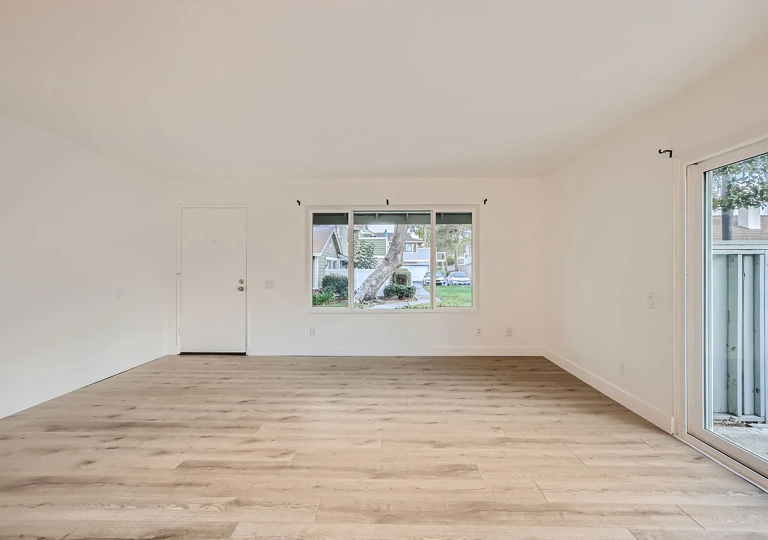 Recently Renovated!! - 3 Bedroom/2 Bath First floor corner unit with 2 car garage and A/C — Photo 4