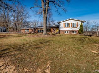 2131 Oakshire Farm, Union, MO 63084