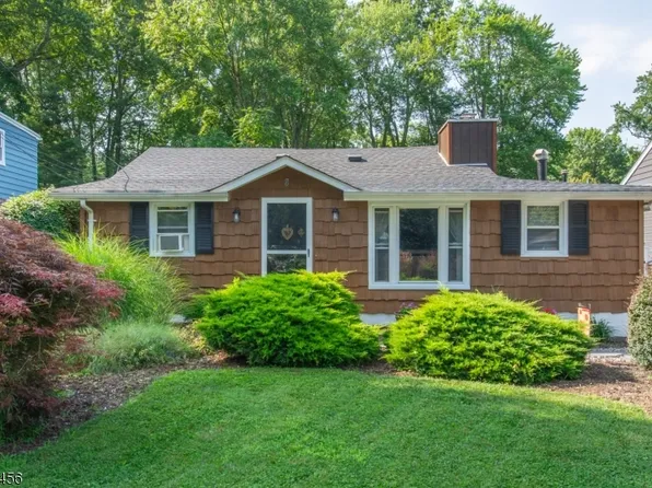 8 Lenape Trl, Wayne Twp., NJ 07470