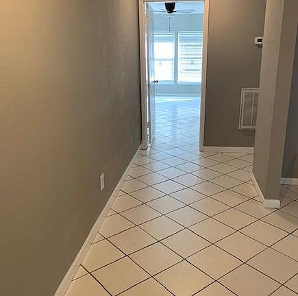 4th image of 11131 Bellerive Dr
