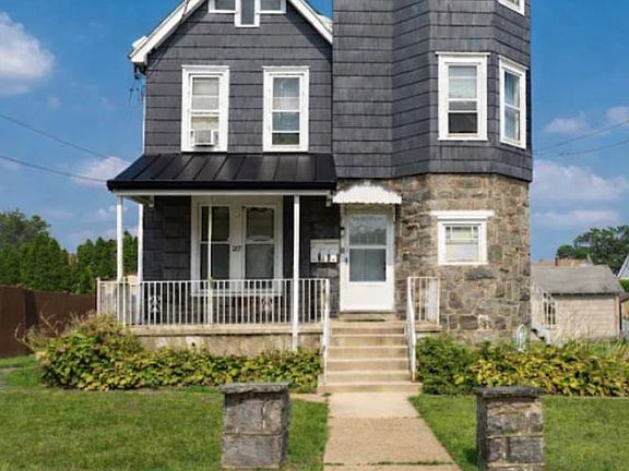 3rd image of 27 Garfield Ave