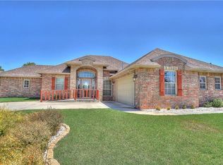 1232 Lynn Fry Blvd, Midwest City, OK 73130