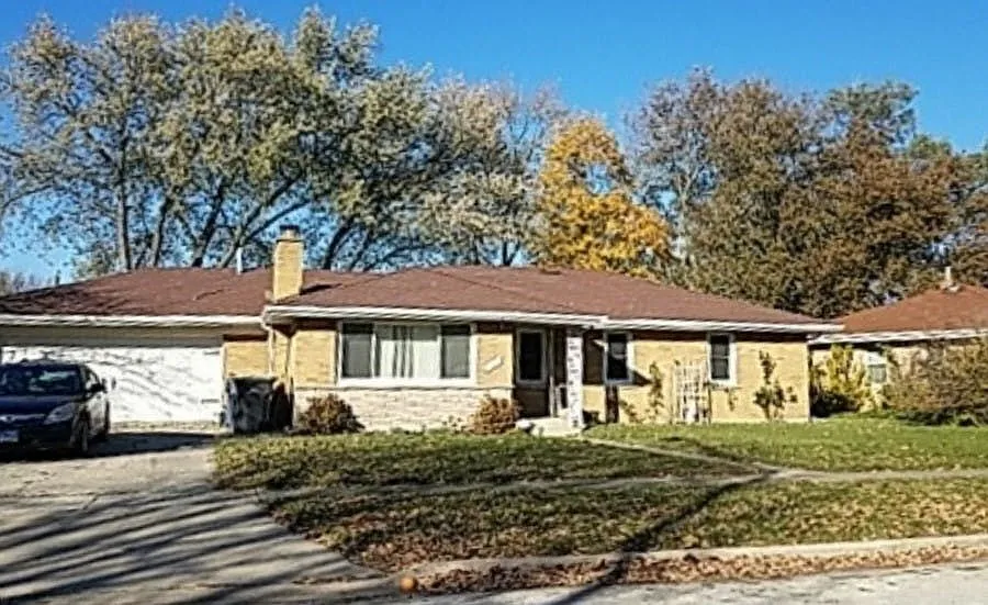 5830 109th Pl photo 1