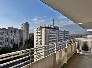 60 Mountview Ave., Toronto, ON M6P 2L4