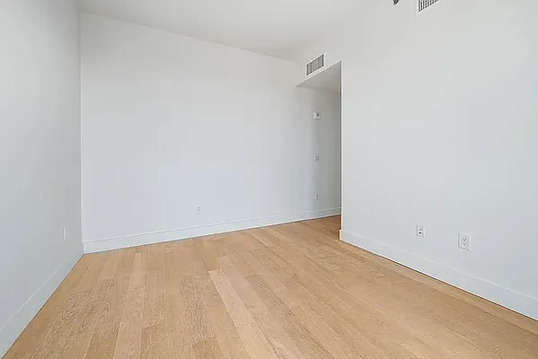 Rented by Living New York | media 77