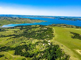 29802 S Scalp Rd, Fairfax, SD 57335