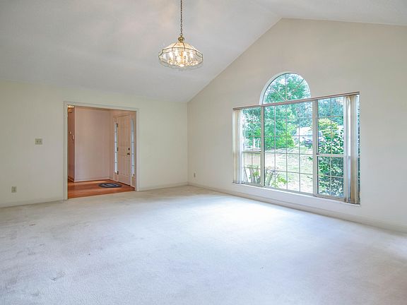 4th image of 10033 Cheltenham Dr