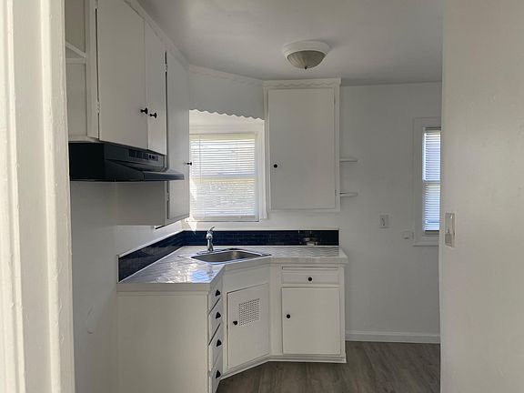 5th image of 1115 D St #1