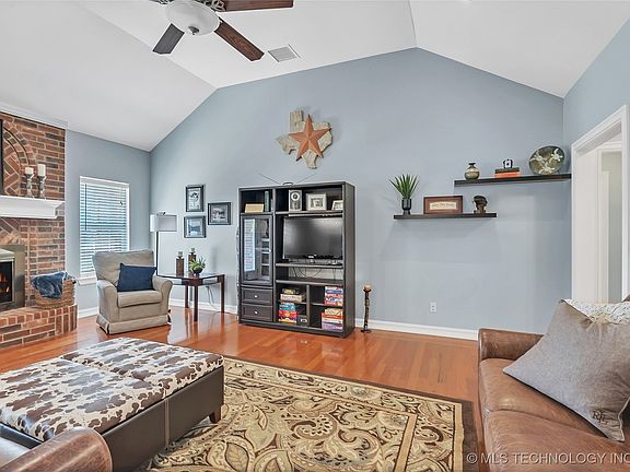 5th image of 21562 E 103rd St S
