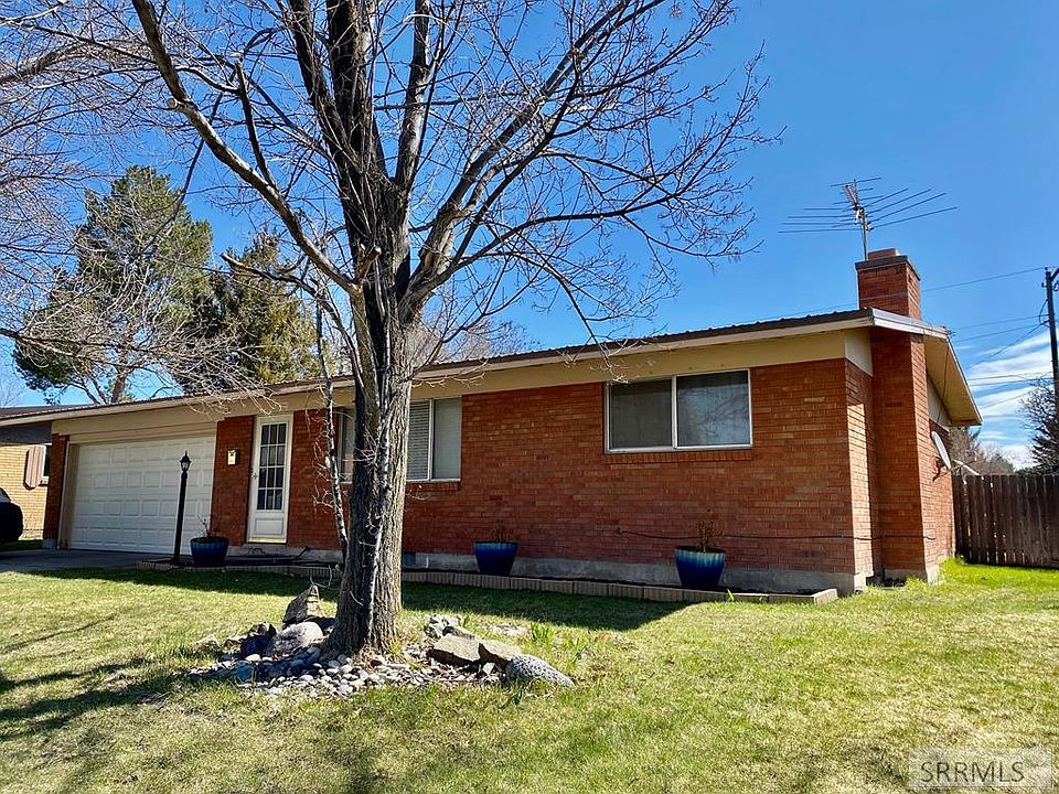 1st image of 1321 Nixon Ave