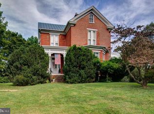 218 Academy St, Berryville, VA