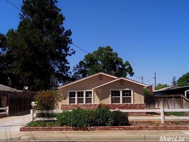 1st image of 1216 Olive St