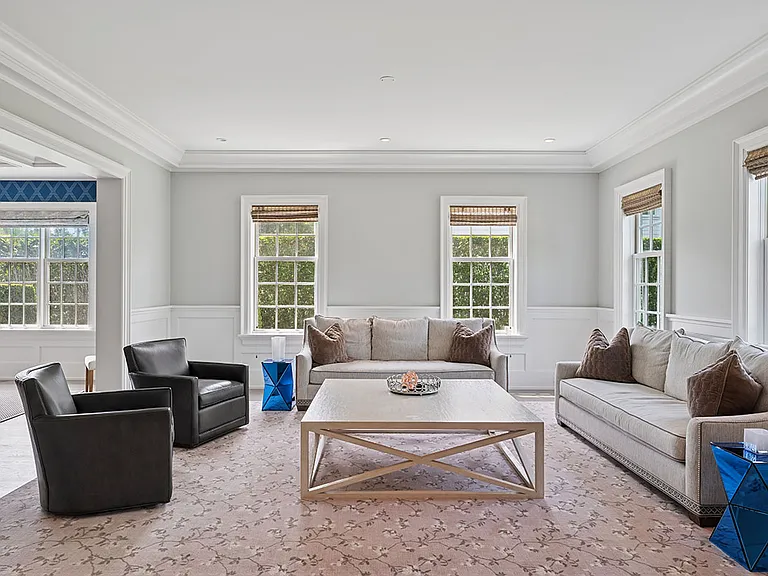 43 Ocean Rd — Photo 4