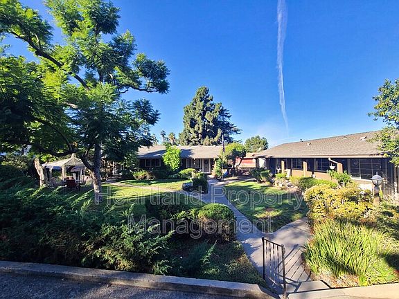 4th image of 8552 Lemon Ave