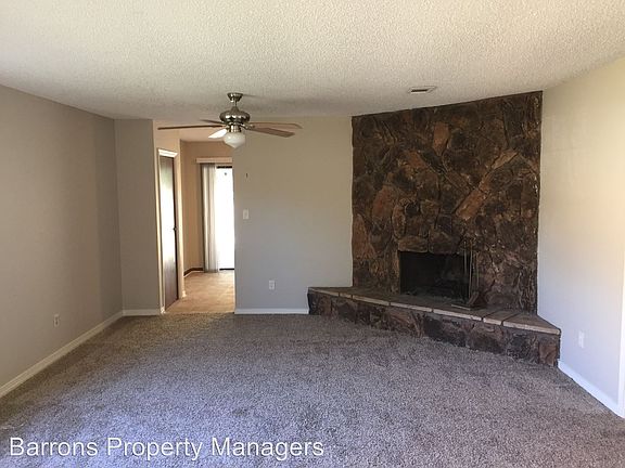 2nd image of 2778 Villa Woods Cir