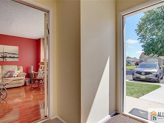3rd image of 631 Madison Dr #B