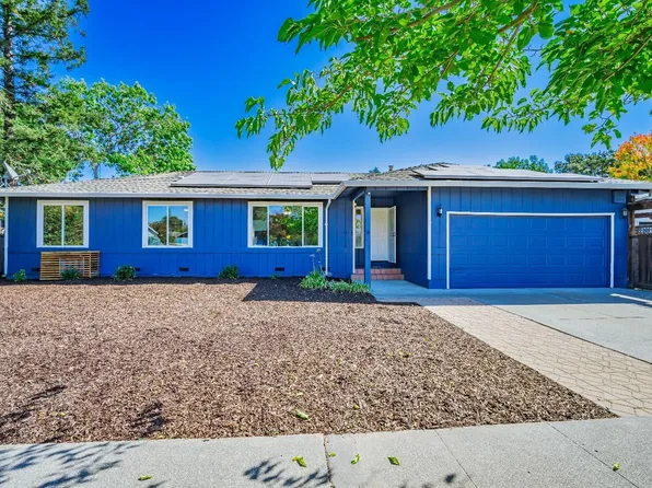 1820 Holiday Street, Santa Rosa, CA 95403