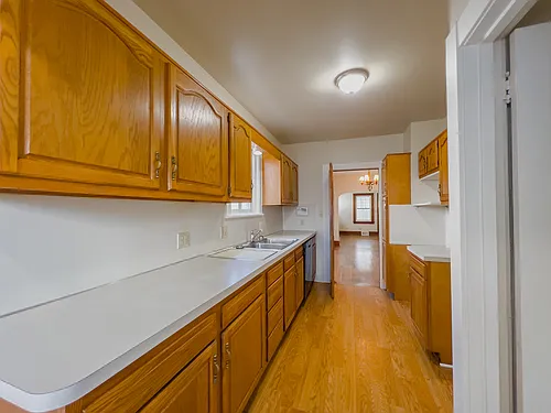 464 Shasta Dr — Photo 11