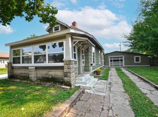 2210 S Douglas St, South Bend, IN 46613