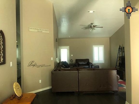 5th image of 1827 Amber Dr