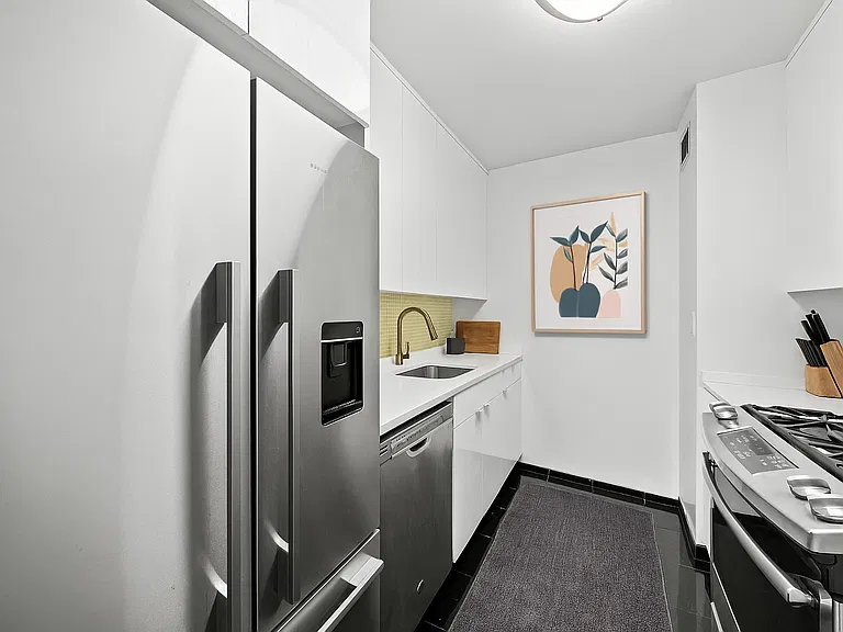 525 E 72nd St #9G — Photo 5