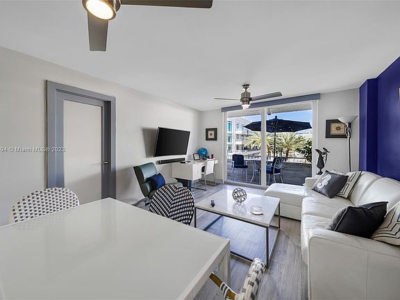 5th image of 465 Ocean Dr APT 403