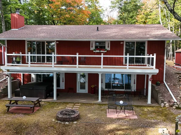 11215 Tuckaway Rd, Arbor Vitae, WI 54568