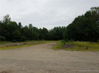 175 Hussey Rd, Albion, ME 04910