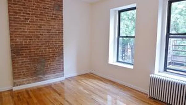 Rented by Avenues Real Estate | media 5