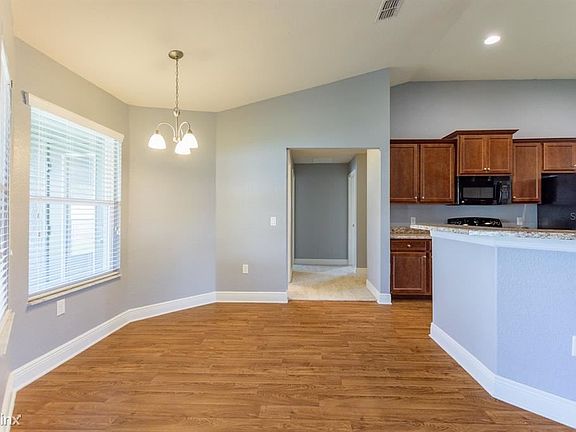 5th image of 1579 Normandy Heights Blvd