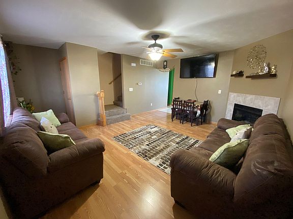 2nd image of 28 Fetzer Ct APT 20