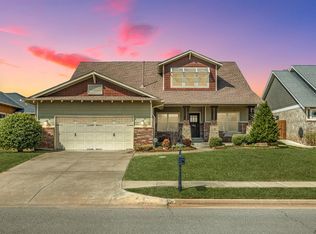 4801 First Light Ln, Edmond, OK 73034