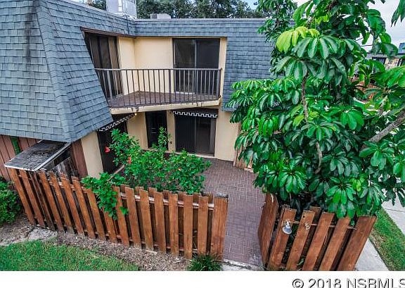 3rd image of 3816 Saxon Dr