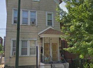 1703 W Altgeld St, Chicago, IL 60614