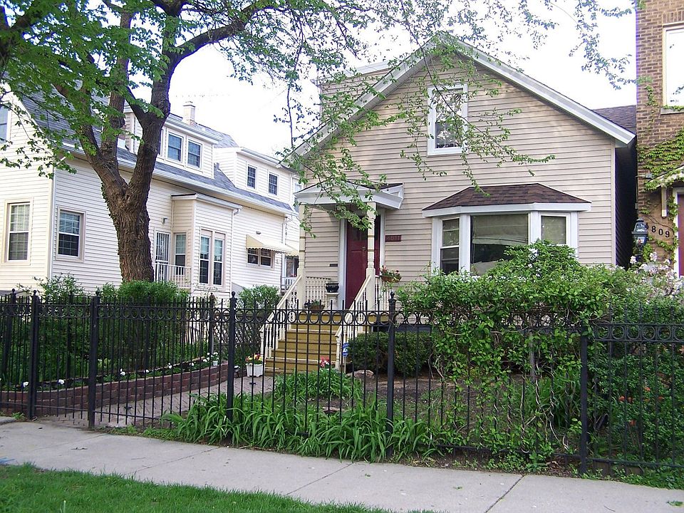 1st image of 4811 N Hermitage Ave