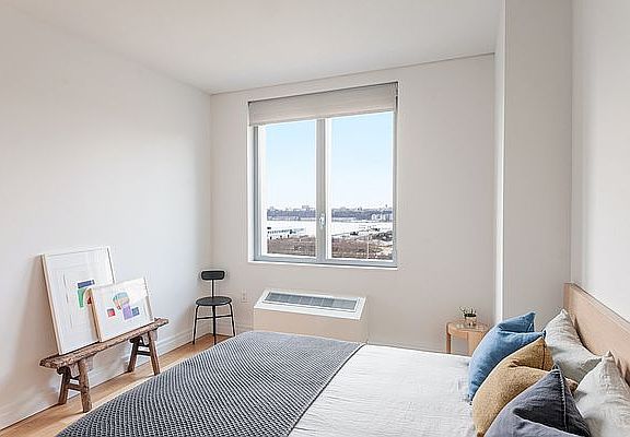 4th image of 550 W 54th St APT 2101
