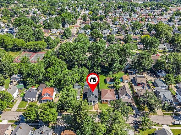 5th image of 3716 Bader Ave