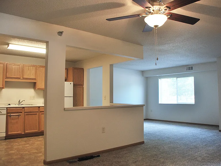 Central Square Apartments — Photo 8