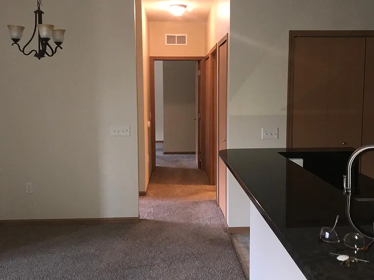 1085 Reimer Rd — Photo 9